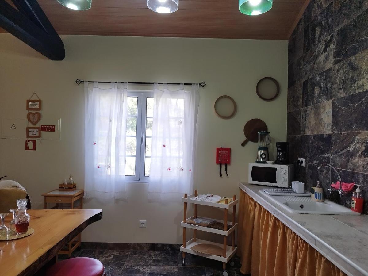 Quinta Dos Sentidos , Rustic Holiday Houses In São Vicente Ferreira Eksteriør bilde